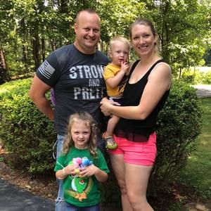 Meet your Posher, Dara